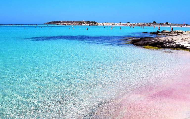 Kaynak: http://www.worldfortravel.com/wp-content/uploads/2013/05/Pink-Sand-Elafonisi-Beach.jpg