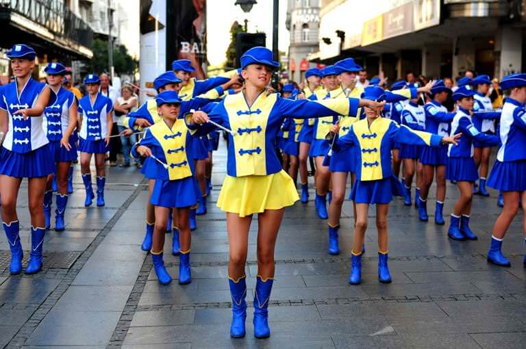 majorette