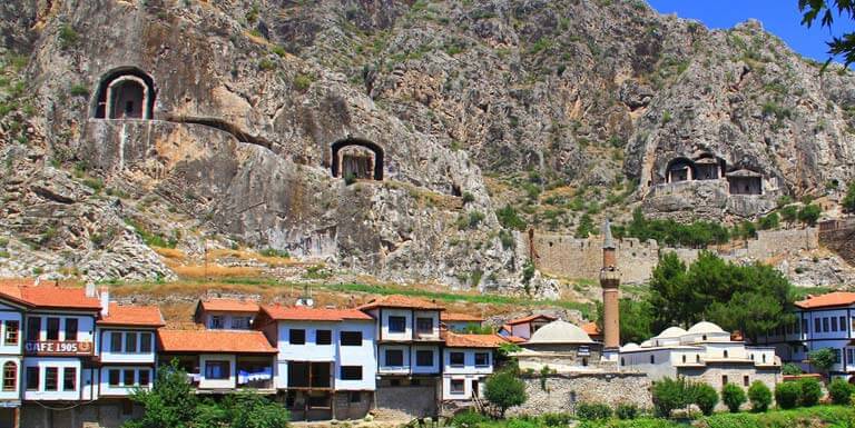 amasya-kaya-mezar