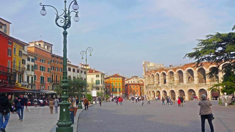 piazza-bra-verona