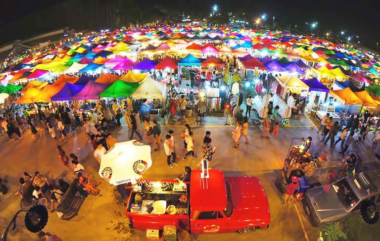 sukhumvit-night-market